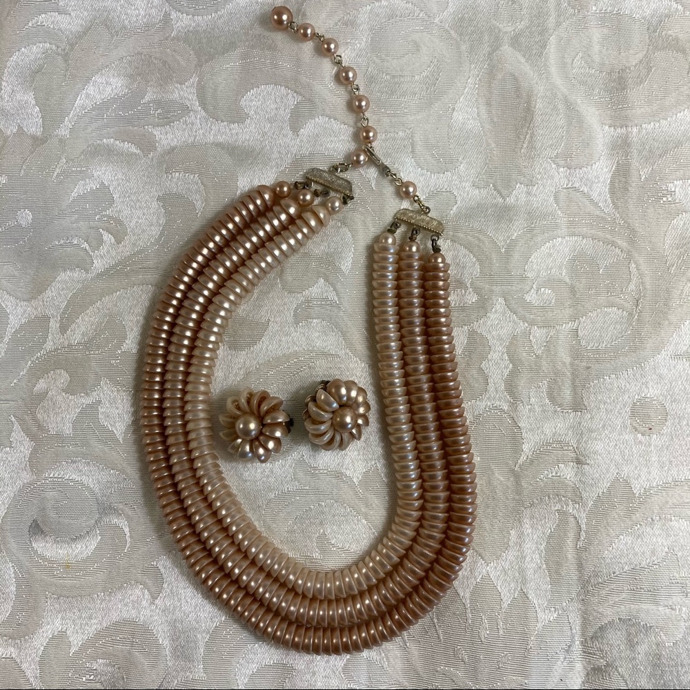 Vintage Necklace and earrings shell pearls necklace and earrings set unique set